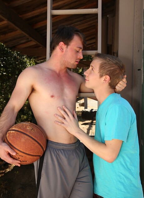 Farm boys Scott Harbor &amp; Kyle Evans fuck each other outdoors