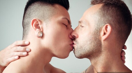 Vadim Romanov fucking sexy latin twink Alejandro Rubio