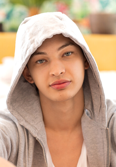 Tony Avedon shows his HUGE cock