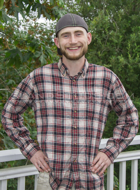 Celebrate XXXmas: Dirty 8" Santa Dorian: Proudly Out, Versatile Air Force Veteran in his 6th Hot Video!